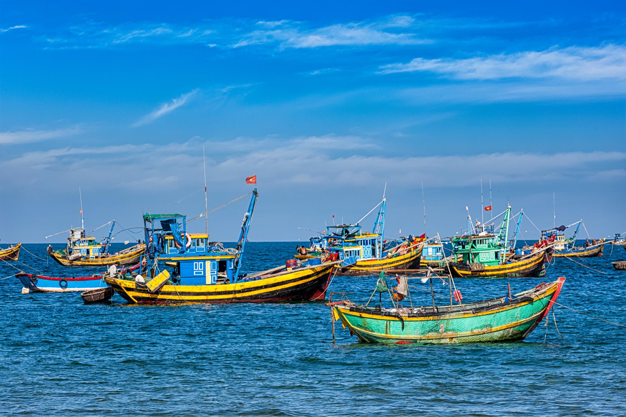 fishing-boats-in-vietnam-2024-10-23-07-54-27-utc (1) fishing-boats-in-vietnam-2024-10-23-07-54-27-utc (1)