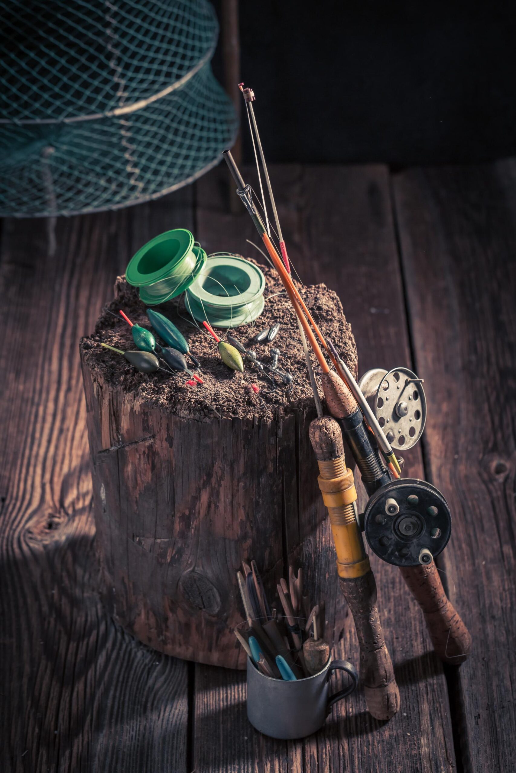 retro-angler-equipment-with-floats-rods-and-hooks-2025-03-24-07-49-37-utc (1) retro-angler-equipment-with-floats-rods-and-hooks-2025-03-24-07-49-37-utc (1)